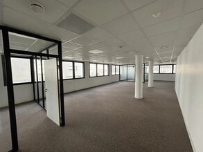 Office in Marseille to rent Interior Photo- Image 2 of 5