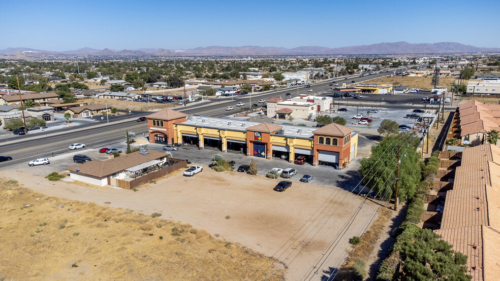 15439 Bear Valley Rd, Hesperia, CA for sale - Building Photo - Image 3 of 13