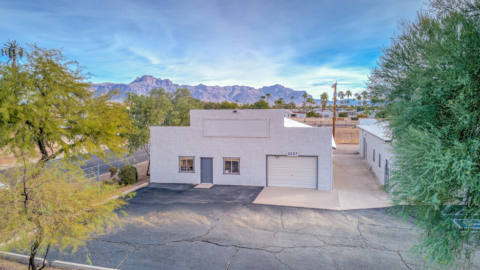 2227 S Coconino Dr, Apache Junction, AZ for sale - Building Photo - Image 2 of 27