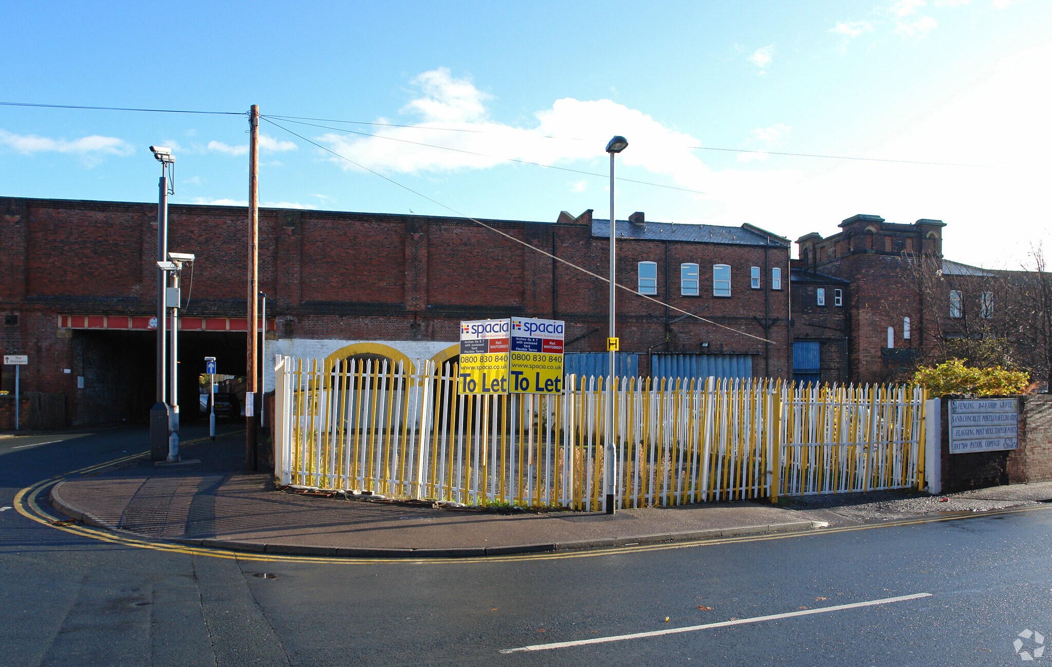 Parliament St, Wakefield to rent Primary Photo- Image 1 of 3