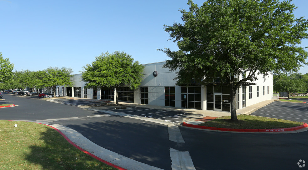 7901 E Riverside Dr, Austin, TX for rent - Building Photo - Image 2 of 5