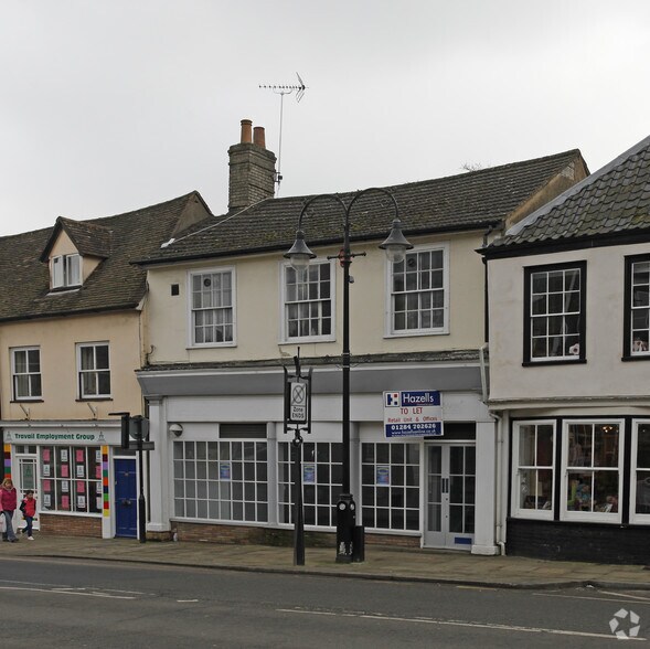 24 Angel Hill, Bury St Edmunds for rent - Primary Photo - Image 1 of 3