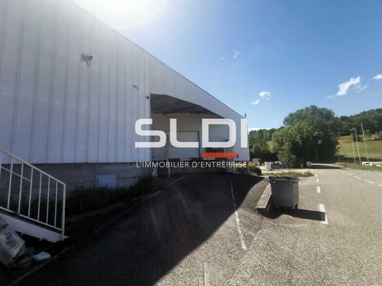 Retail in Ruy-Montceau for sale - Building Photo - Image 3 of 8