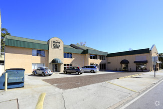 More details for 302 W Victory Dr, Savannah, GA - Retail for Rent