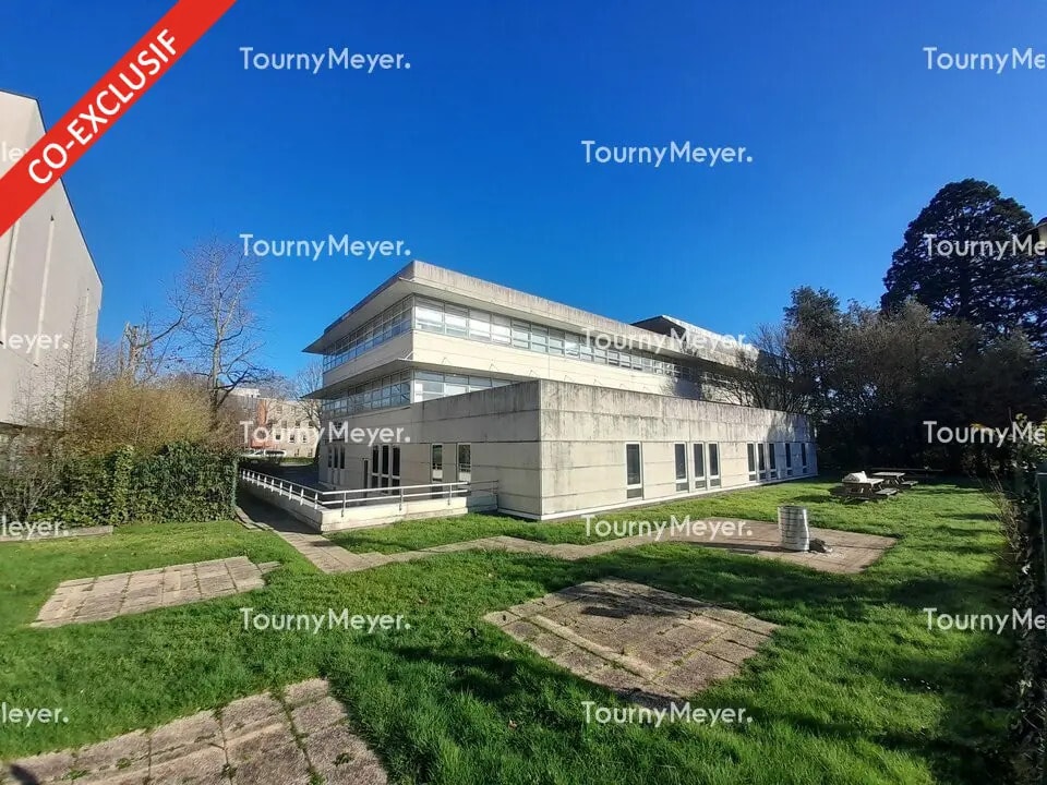 Location Bureaux 2 665 m² - Photo 1