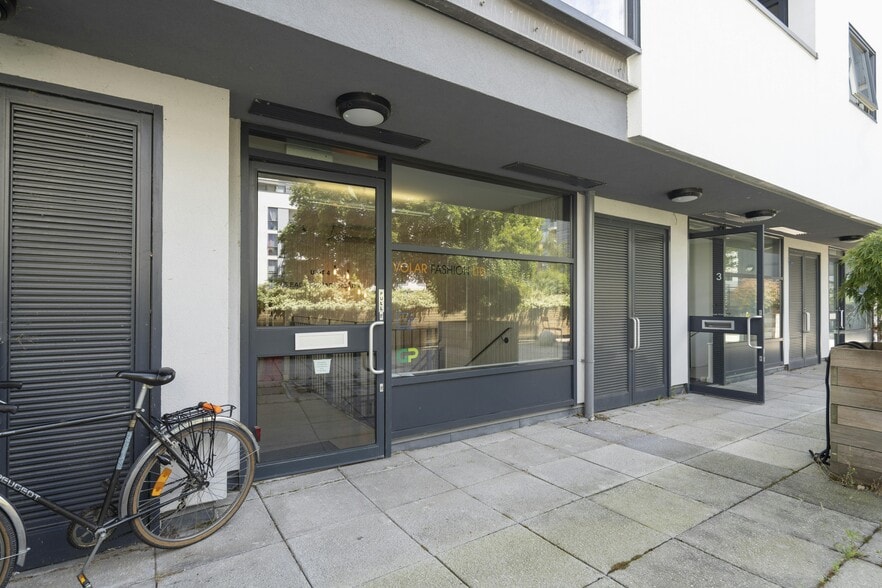 55-59 Eagle Wharf Rd, London for sale - Building Photo - Image 3 of 16