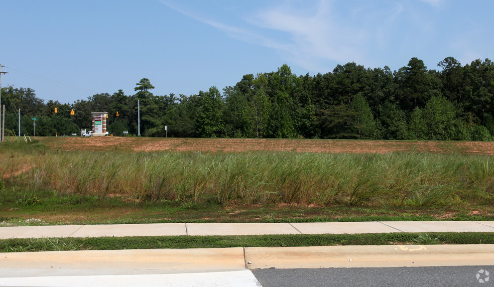 12536 Capital Blvd, Wake Forest, NC for sale - Primary Photo - Image 1 of 1