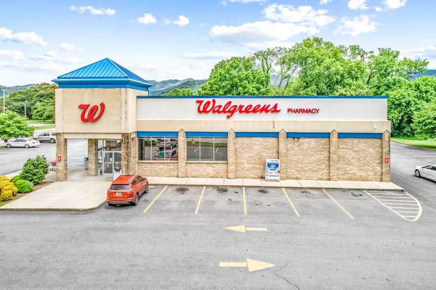 286 Main St, Andrews, NC for sale - Building Photo - Image 3 of 4