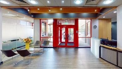 130 Aztec West, Almondsbury to rent Interior Photo- Image 1 of 12