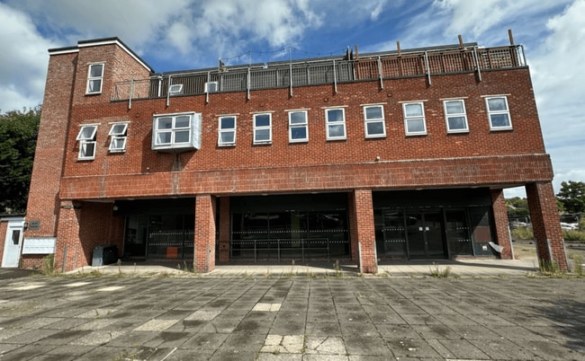 More details for Plough Rd, Yateley - Retail to Rent