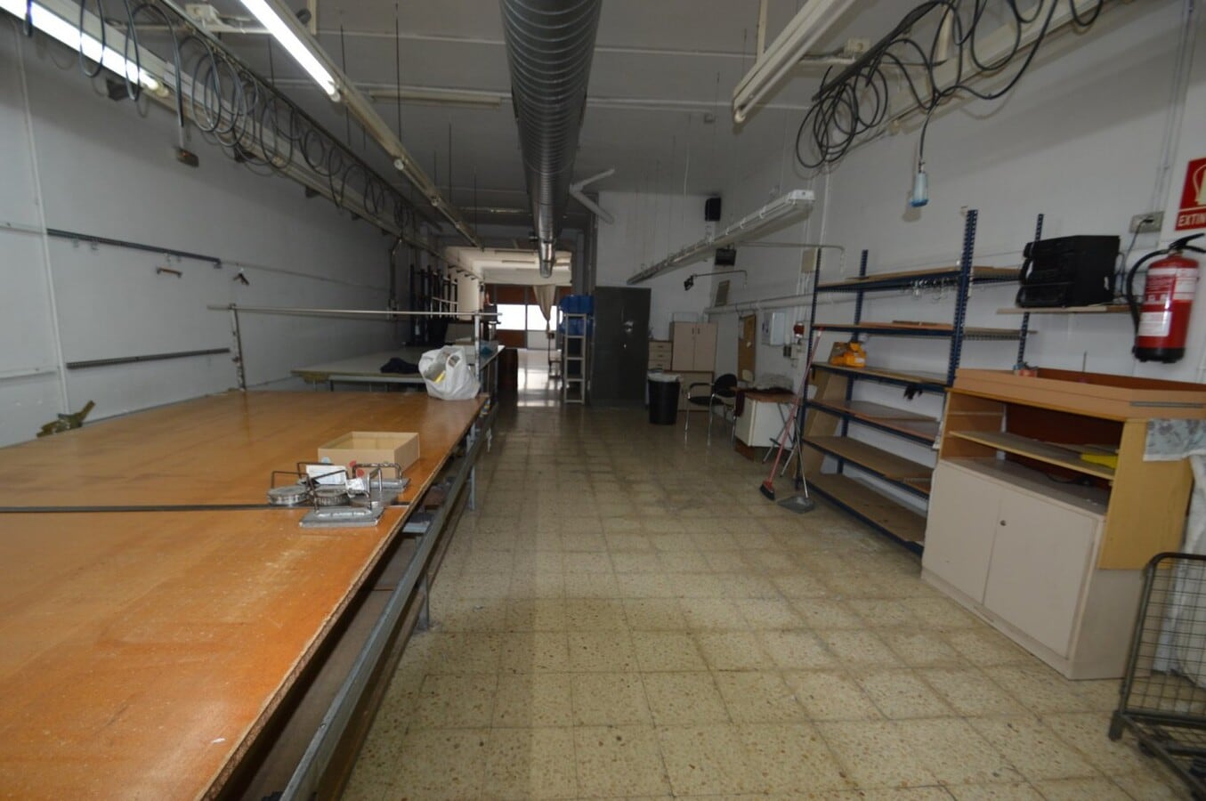 Santa Coloma de Gramenet, BAR 08922 - Unit - - - Interior Photo - Image 2 of 6