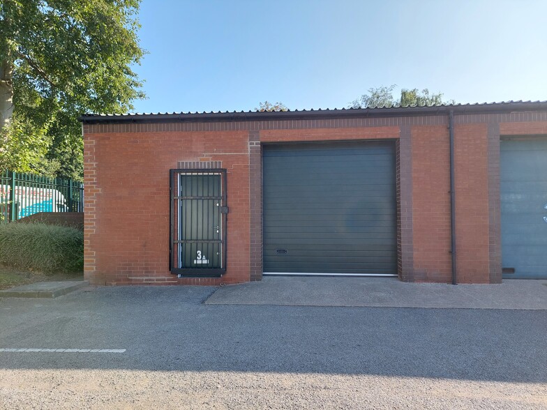 Bawtry Rd, Doncaster for rent - Building Photo - Image 1 of 1