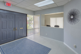 611 Druid Rd E, Clearwater, FL for sale Lobby- Image 1 of 1