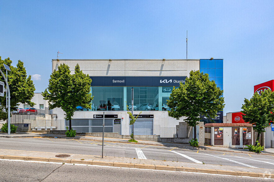 Industrial in Terrassa, BAR for rent - Primary Photo - Image 1 of 2