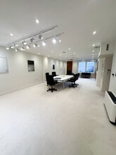 51 Welbeck St, London to rent Interior Photo- Image 2 of 16