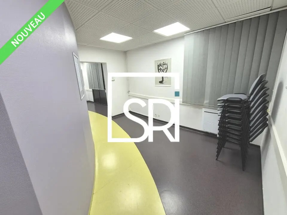 Vente Bureaux 260 m² - Photo 1