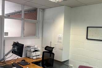 15-20 Baynes St, London to rent Interior Photo- Image 2 of 6