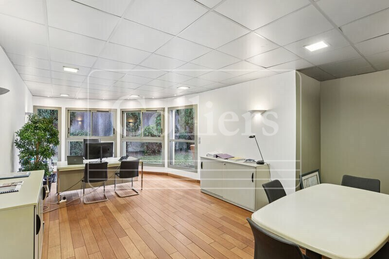 3 Bis Rue André Lefèvre, Aix-en-Provence for sale - Building Photo - Image 2 of 16