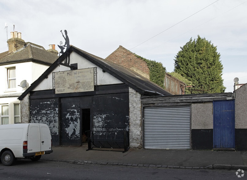 21 Dering Rd, Croydon for sale - Primary Photo - Image 1 of 1