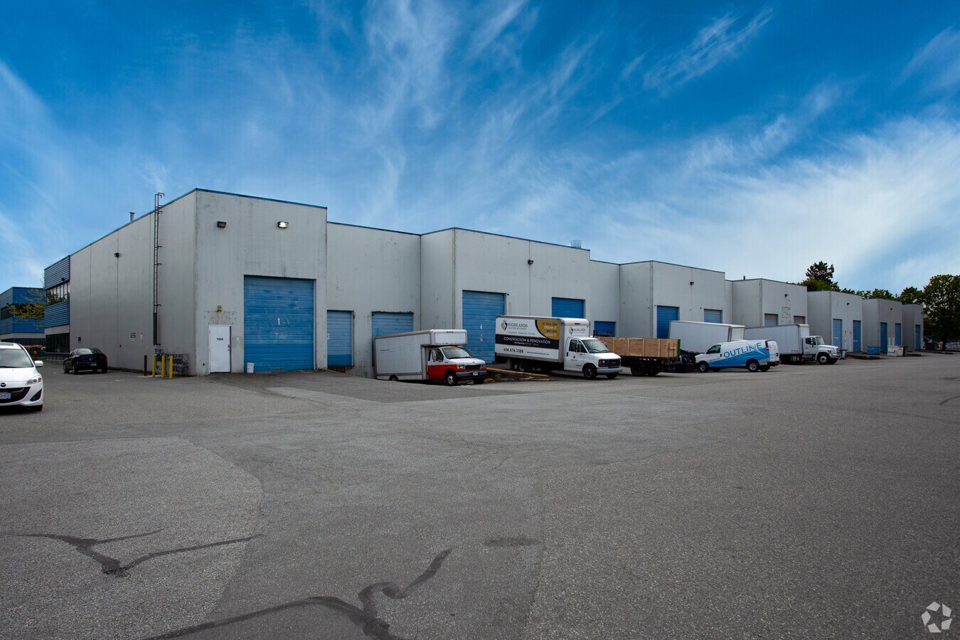 81 Golden Dr, Coquitlam V3K 6R2 UK