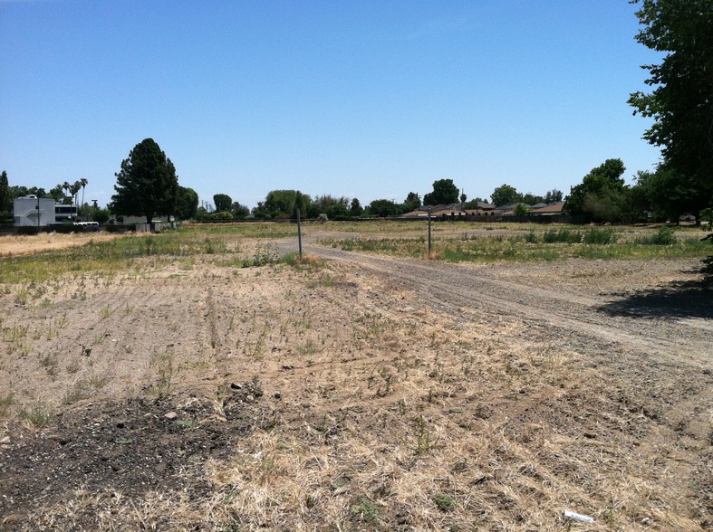 2012-2026 Herndon Rd, Ceres, CA for sale - Building Photo - Image 1 of 6