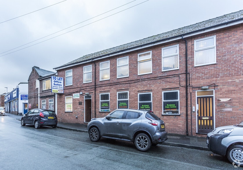 Chapel Ln, Warrington to rent - Building Photo - Image 2 of 4