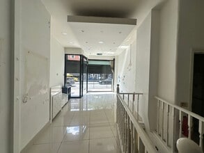 160B Finchley Rd, London to rent Interior Photo- Image 1 of 3