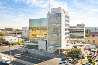 9808 Venice Blvd, Culver City, CA for rent Primary Photo- Image 1 of 6