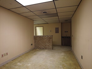 215-225 S Allison Ave, Xenia, OH for rent Interior Photo- Image 1 of 19