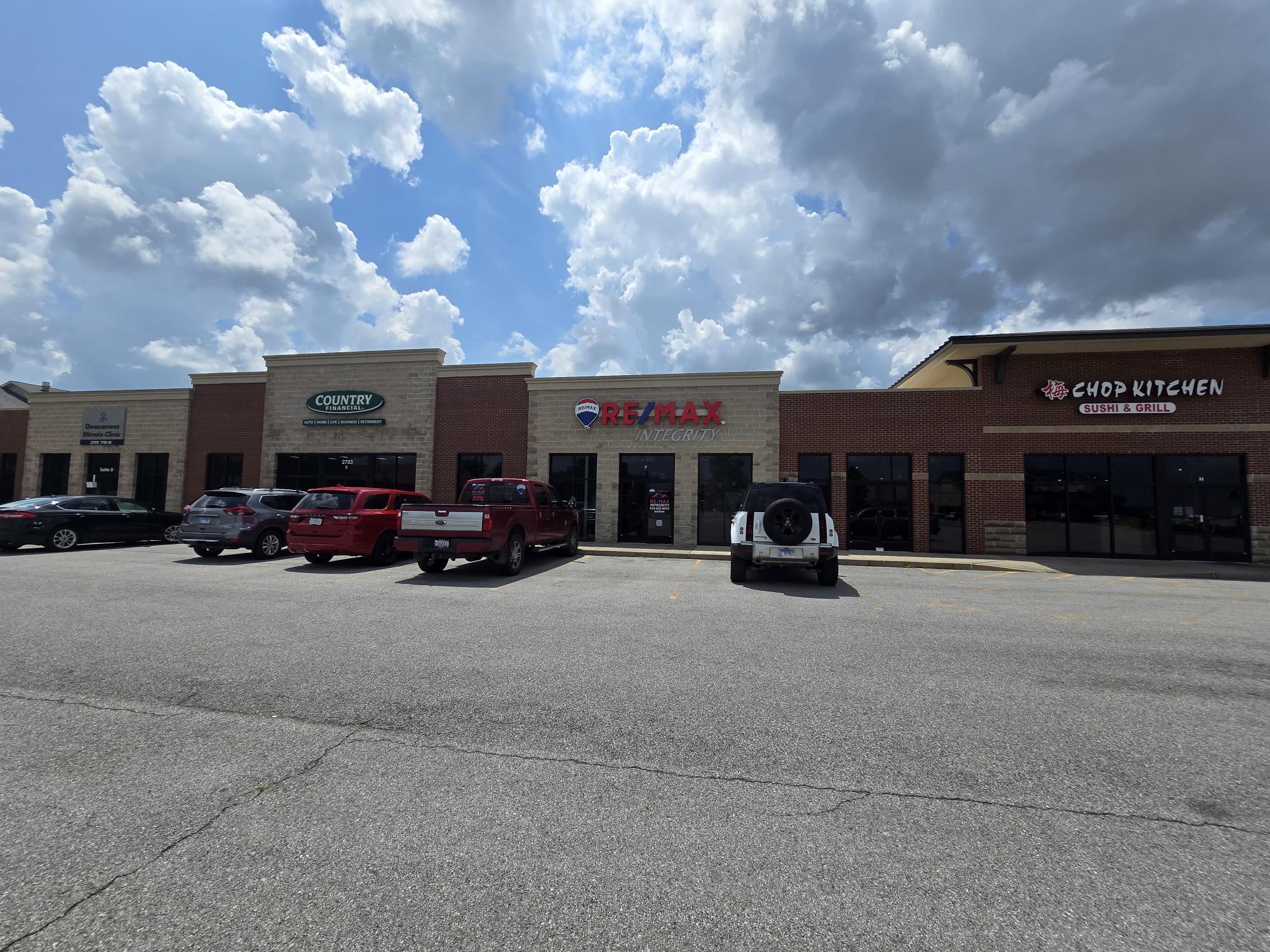2703 17th St, Marion, IL for sale Primary Photo- Image 1 of 1