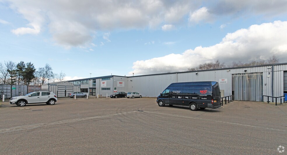 Pywell Rd, Corby for sale - Primary Photo - Image 1 of 1