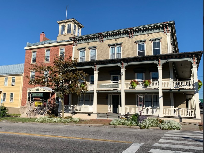 186 Main St, Vergennes, VT for sale - Primary Photo - Image 1 of 1