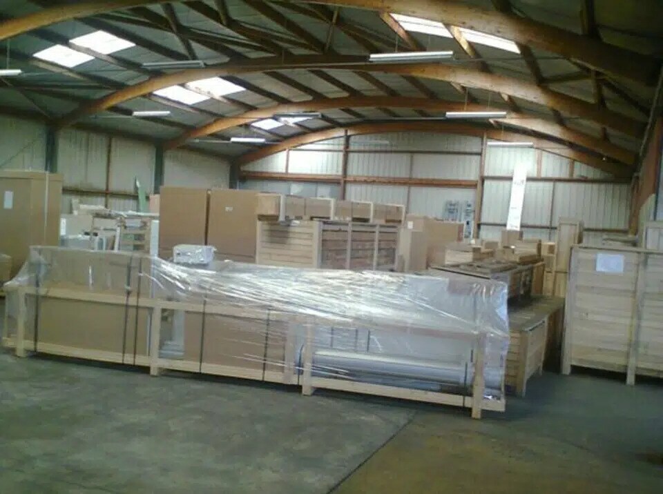 Location Entrepôt 6 763 m² - Photo 1