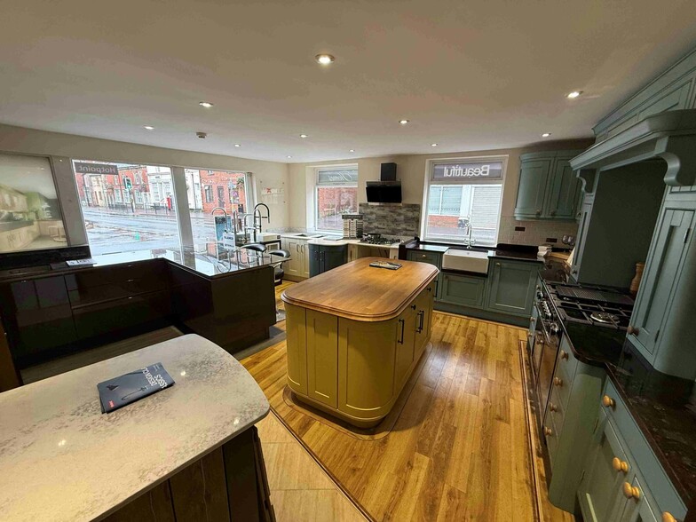 High St, Stoke On Trent to rent - Interior Photo - Image 3 of 5