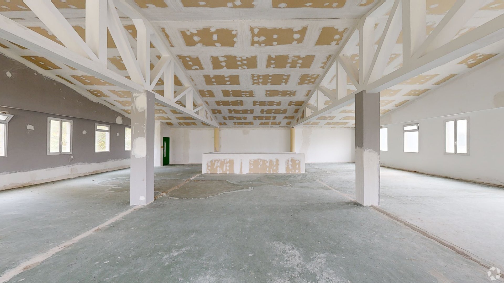 Industrial in Móstoles, Madrid for sale Primary Photo- Image 1 of 17