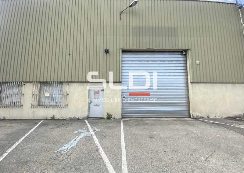 Office in Chassieu to rent Building Photo- Image 1 of 4