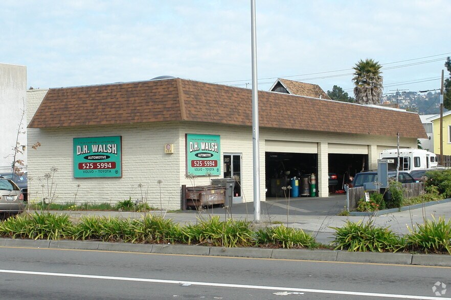 987 San Pablo Ave, Albany, CA 94706 UK