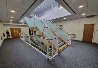 3 Dove Wynd, Bellshill to rent Interior Photo- Image 2 of 2