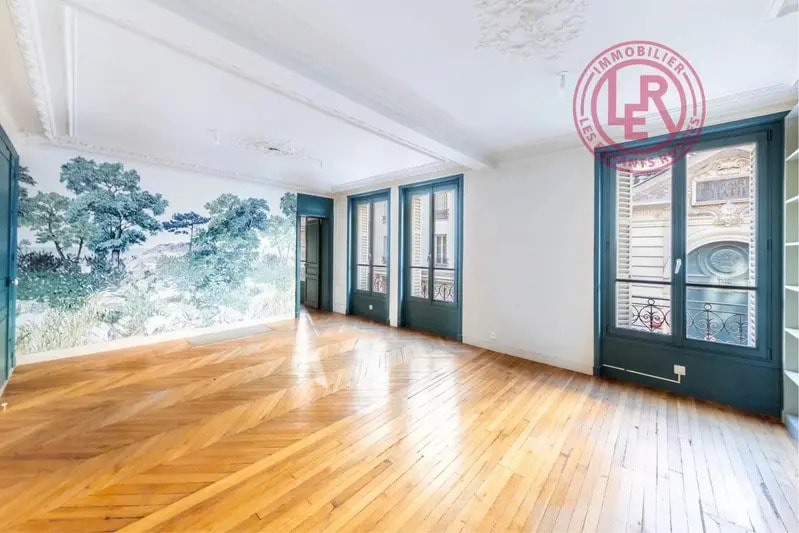 Office in Paris for sale - Interior Photo - Image 2 of 9