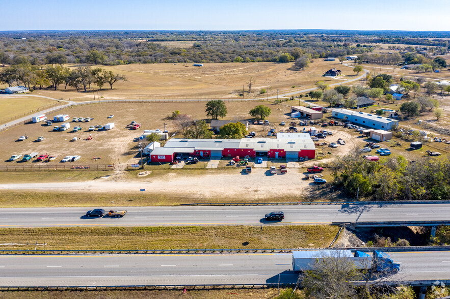 13789 W Interstate 10, Marion, TX for sale - Building Photo - Image 1 of 1