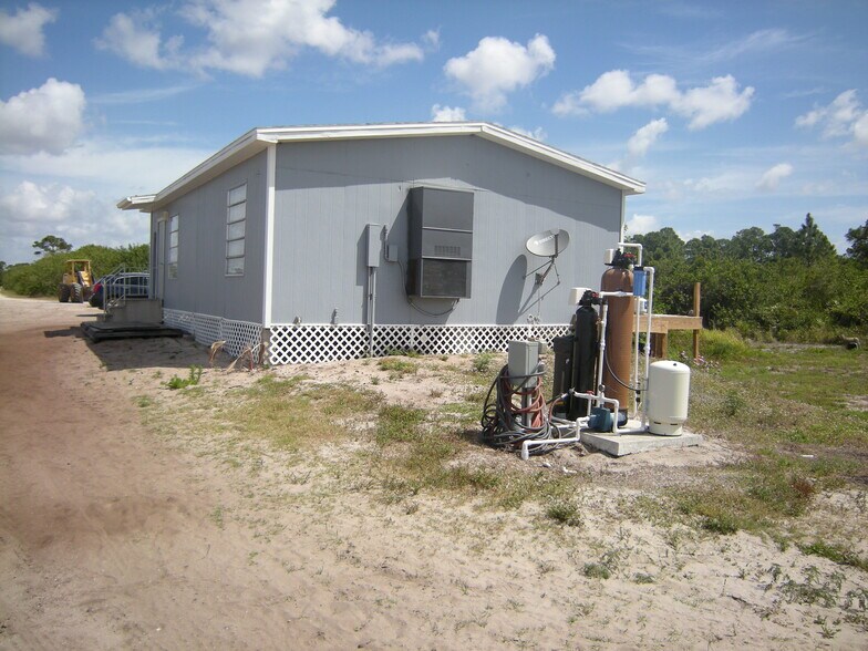 5000 SW Green Farms Ln, Palm City, FL for sale - Building Photo - Image 2 of 6