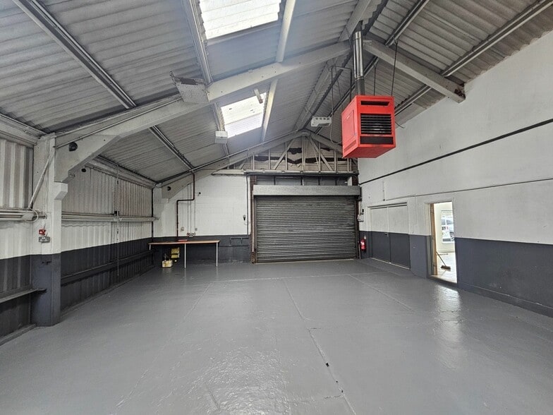 Ufton Ln, Sittingbourne to rent - Interior Photo - Image 3 of 9