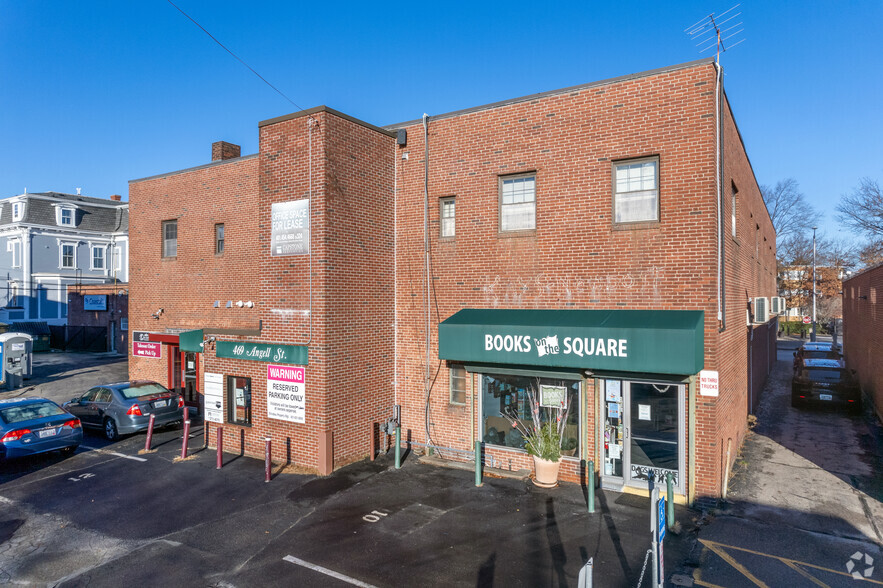 469-471 Angell St, Providence, RI for rent - Building Photo - Image 2 of 8