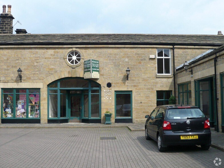 2-7 Crescent Ct, Ilkley for sale - Building Photo - Image 2 of 3