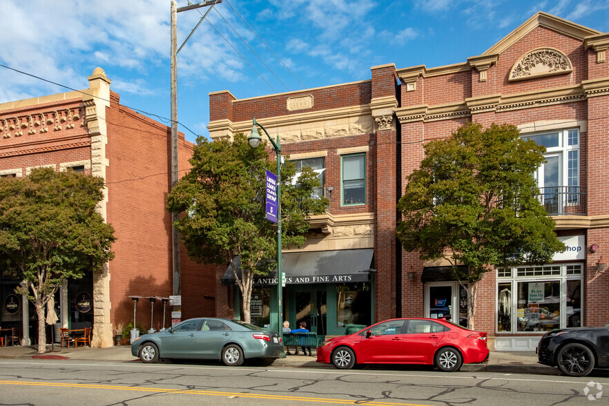 37-39 E Main St, Los Gatos, CA for rent - Building Photo - Image 3 of 4