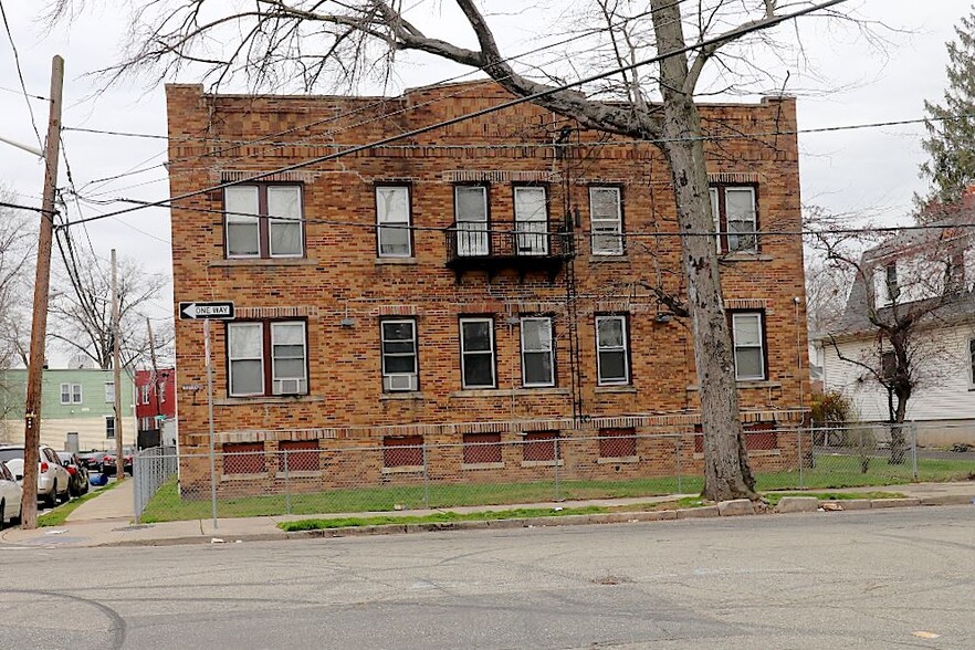 Valley, Newark, NJ for sale - Primary Photo - Image 1 of 1