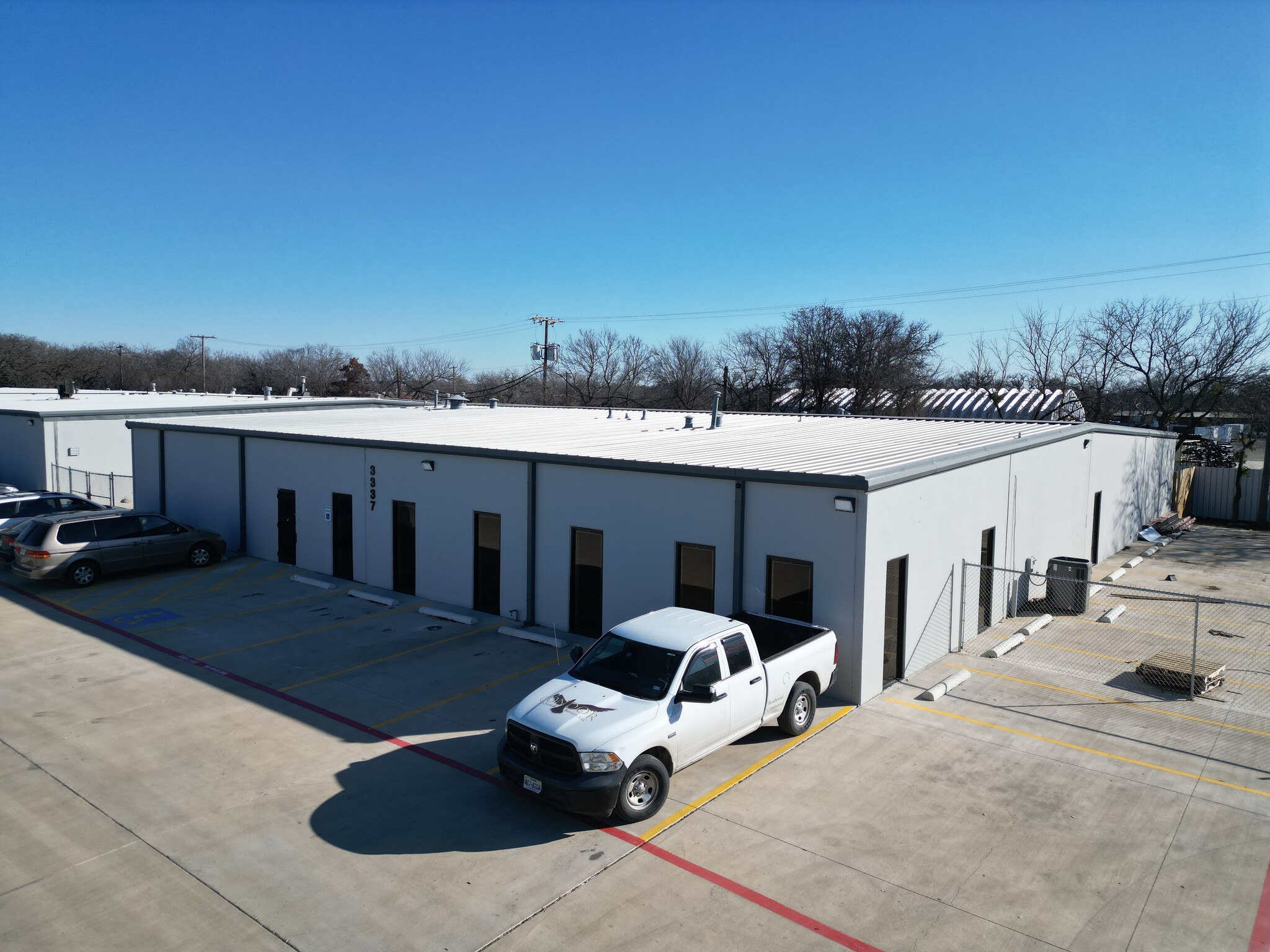 3337 E Loop 820 S, Fort Worth, TX for rent Building Photo- Image 1 of 9