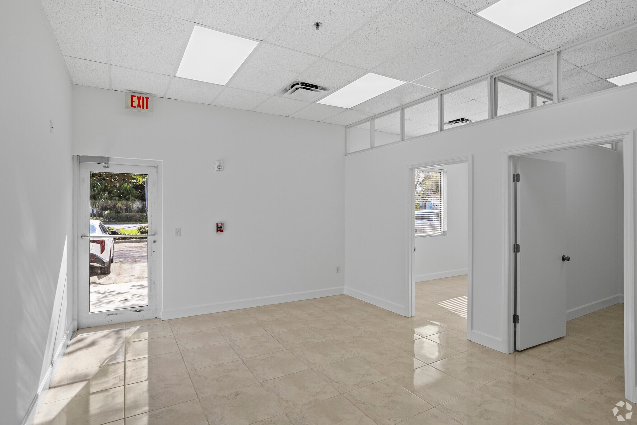 534 Mercantile Pl, Port Saint Lucie, FL to rent Interior Photo- Image 1 of 4