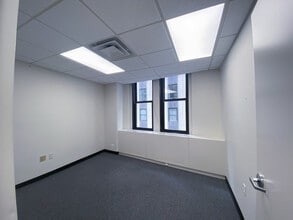 111 John St, New York, NY for rent Building Photo- Image 2 of 3