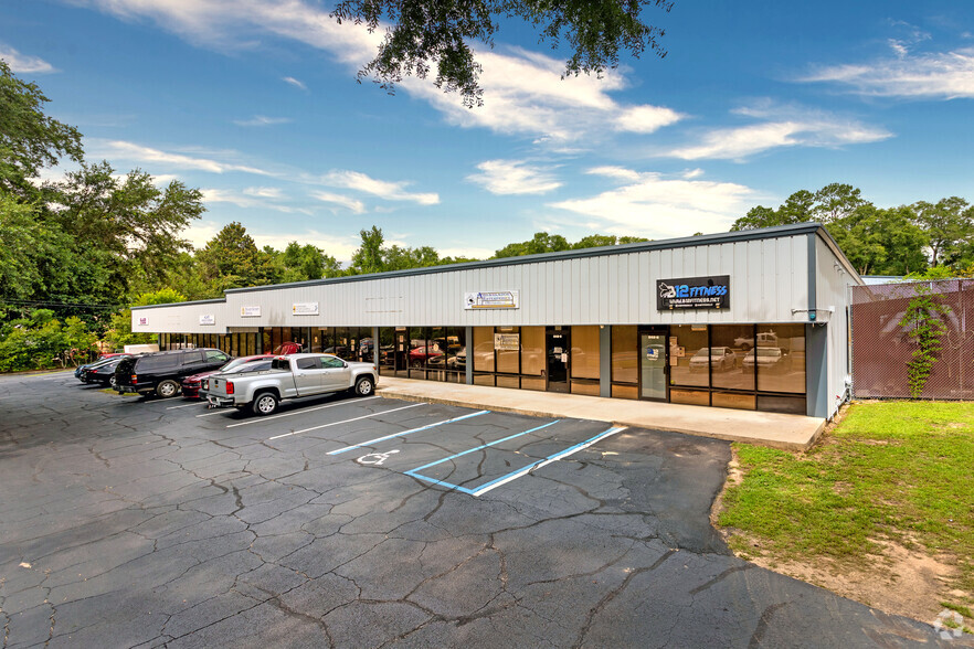 848-852 Blountstown St, Tallahassee, FL for rent - Primary Photo - Image 1 of 45